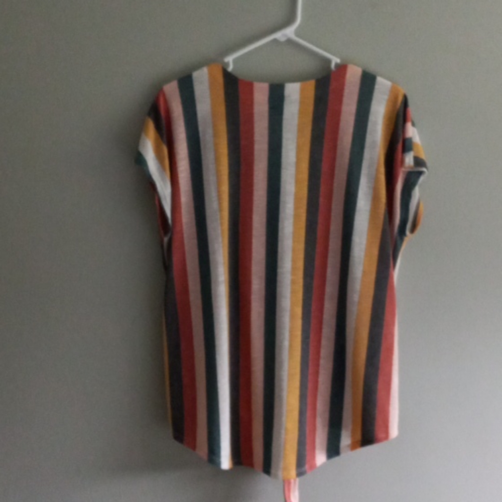Torrid Tie-Front Summer Top - Picture 5 of 7